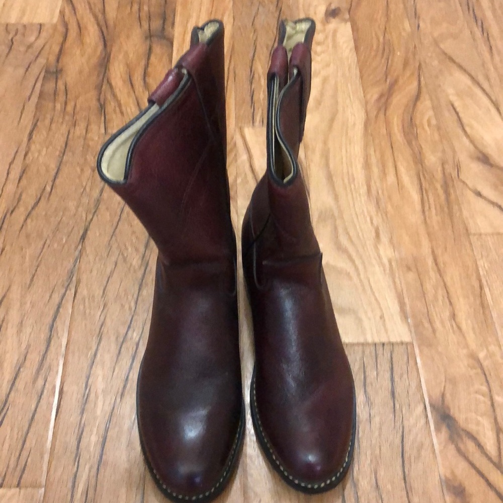 Leather cowboy boots